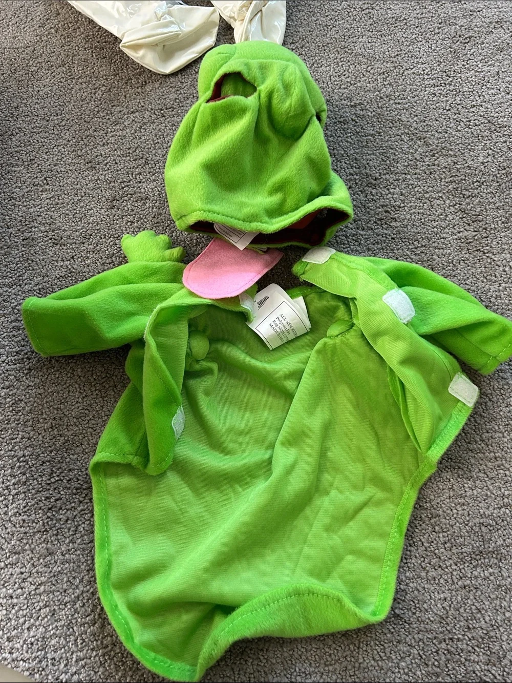 Pet costume - Slimer from Ghostbusters. Size medium (fits 20lb dog)